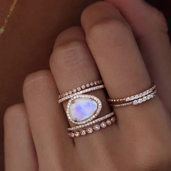 {DANIELLE} boho moonstone rose gold statement ring - Picture 2 of 7